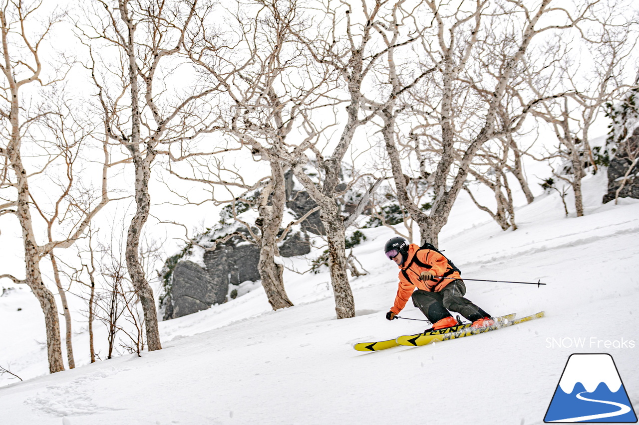 大雪山旭岳ロープウェイ｜パウダーが無くたって、スキーは楽しい！過去最高難度の雪面を思いっきり楽しむ1日(^^)/